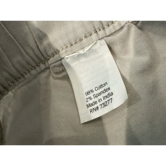 Sonoma Womens Bermuda Khaki Shorts Size 16 Elastic Waist Cotton Pockets - Picture 4 of 7